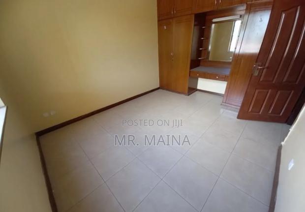 3bdrm Apartment in White Oak Apartments, State House Area for sale
