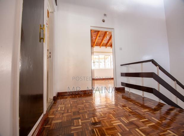 4bdrm House in Gatanga Hill Court, Valley Arcade for sale