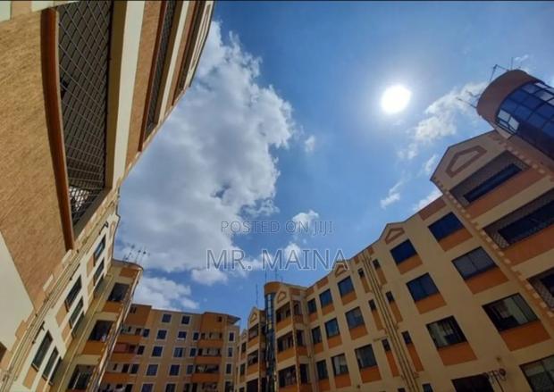 3bdrm Apartment in White Oak Apartments, State House Area for sale