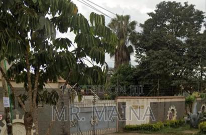5bdrm Maisonette in Woodley Estate for sale