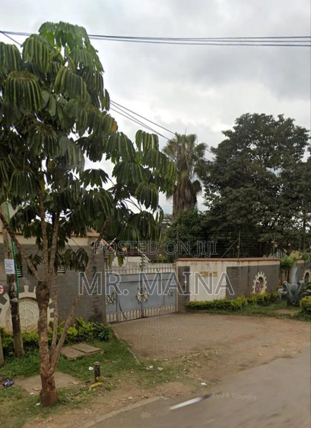 5bdrm Maisonette in Woodley Estate for sale