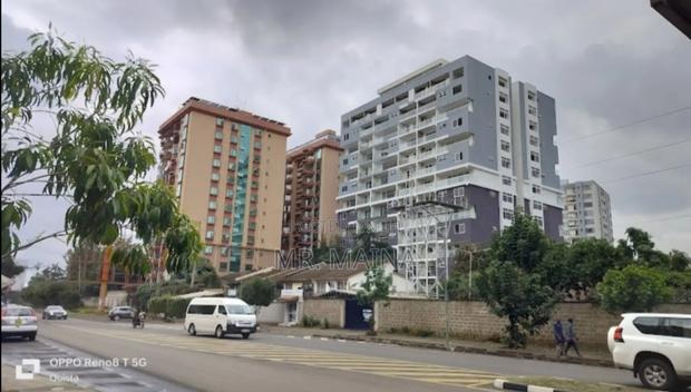 2bdrm Condo in Stunning Homes, State House Area for sale