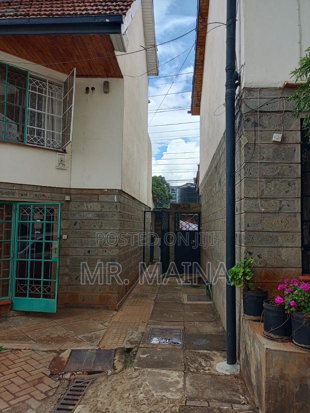 3bdrm Maisonette in Parklands for sale