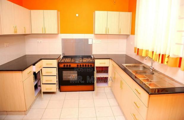3bdrm Apartment in Lifestyle Terraces, Gateway Mall Area for sale