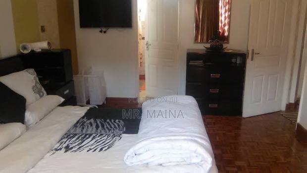 4bdrm Maisonette In Waterfront Gardens For Sale