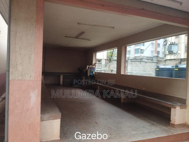 Furnished 4bdrm Apartment in Parklands for sale