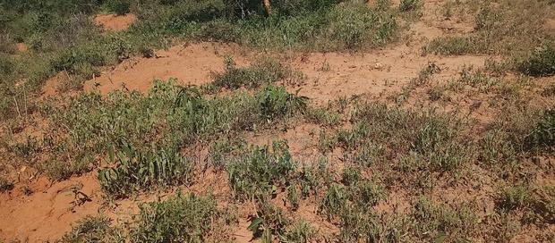 Embu, Mutuobare,1 Acre on Sale Near Tarmac Road Center.