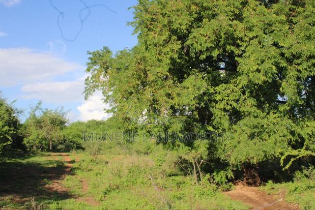 Embu County,Mutuobare Agri/Commercial Land Near the Tarmac