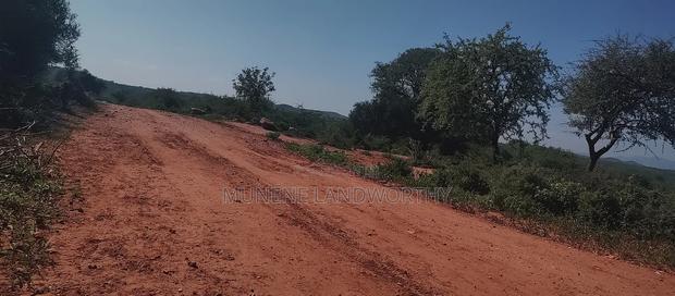 Embu County, Mutuobare 1.5 Acres Near Tarmac at Kes