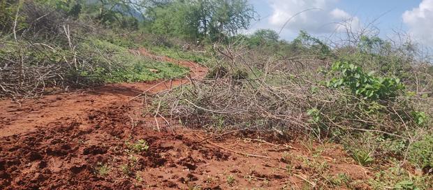 Embu County, Mutuobare Commercial 50x100 Plots Tarmac Road.