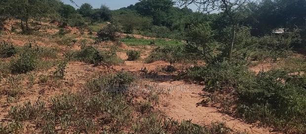 Embu, Mutuobare,1 Acre on Sale Near Tarmac Road Center.