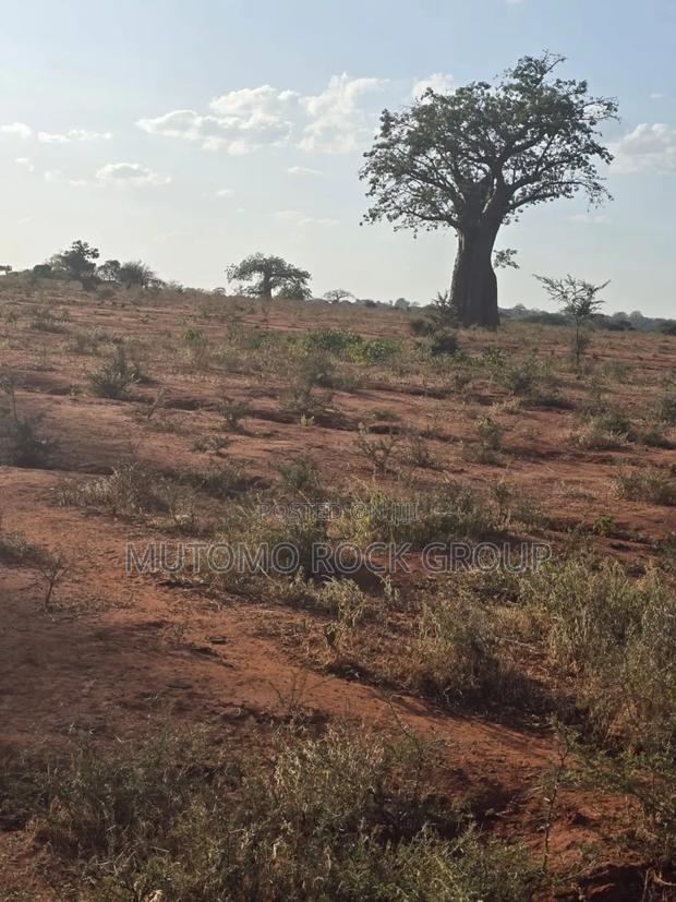 Prime 400 Acres for Sale - Touching Athi River,
