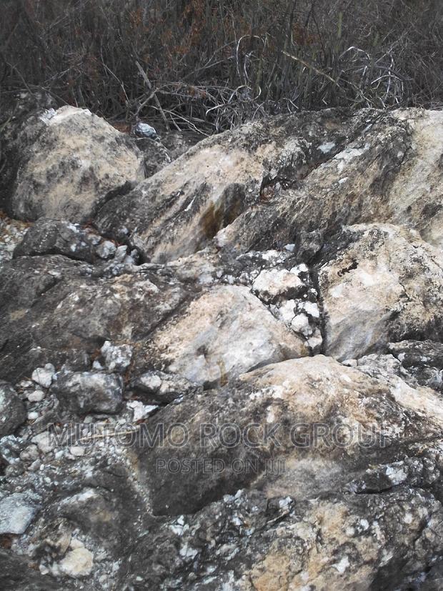 2500acres Limestone Land for Sale With Title