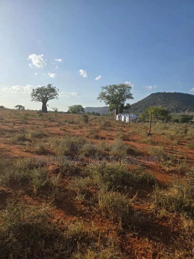 Prime 400 Acres for Sale - Touching Athi River,