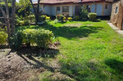 2bdrm House in Chemalal Road, Eldoret West for sale
