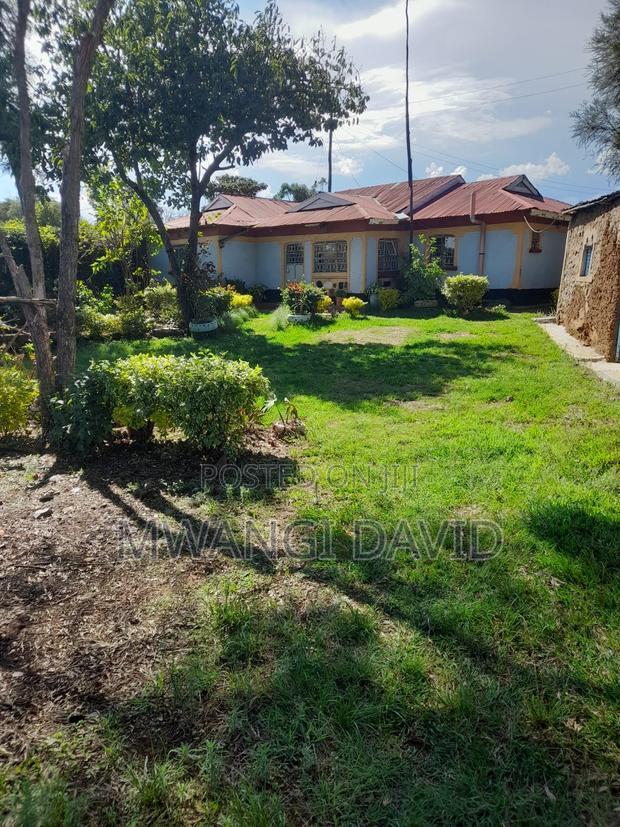 2bdrm House in Chemalal Road, Eldoret West for sale