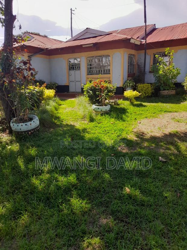 2bdrm House in Chemalal Road, Eldoret West for sale