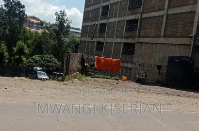 Half An Acre In Kiserian Town Ndani