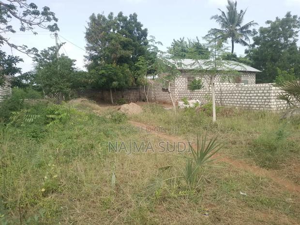 Plot for Sale in Likoni Mtsengo 34 by 60
