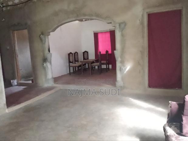 House for Sale in Kombani