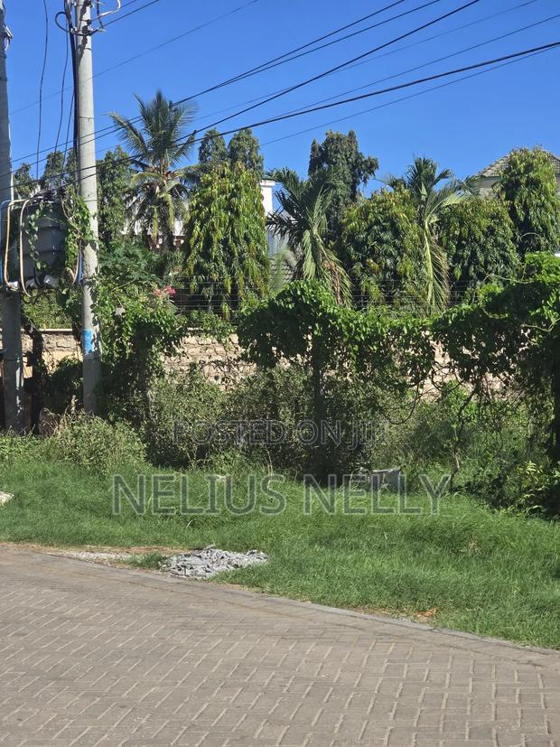 1/4 Acre Plot for Sale Nyali
