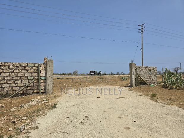 Plots Touching Mombasa Malindi Highway Kilifi Mtondia