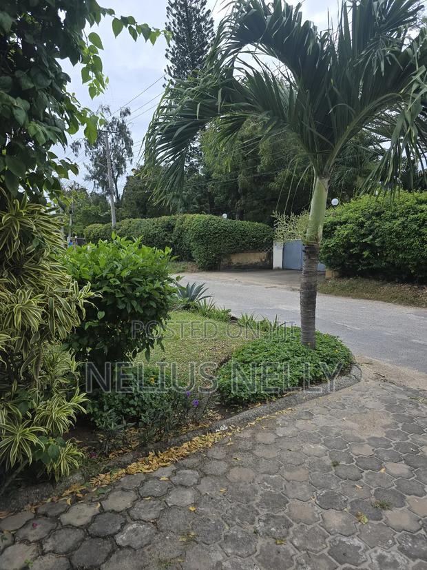 5bdrm House in Greenwood, Nyali for sale