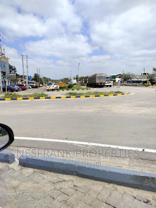 Isinya Prime Plots