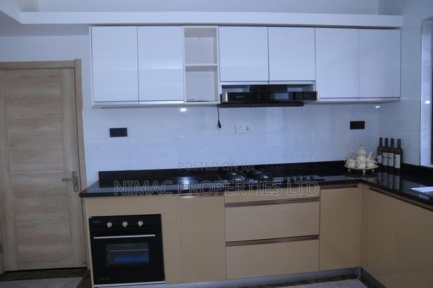 3bdrm Apartment in Urban Oasis, Valley Arcade for sale