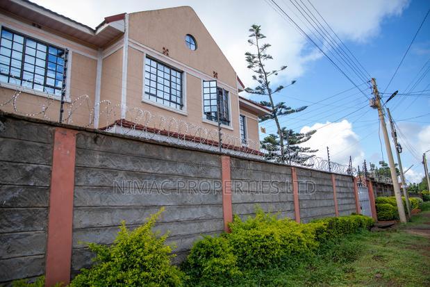 2bdrm Apartment in Canaan Street, Happy Valley Estate for rent