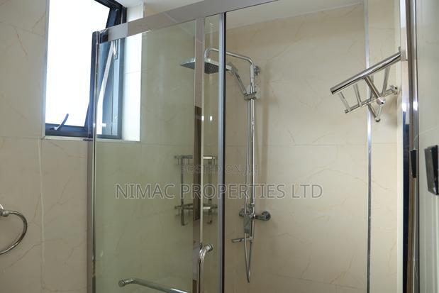 3bdrm Apartment in Urban Oasis, Valley Arcade for sale