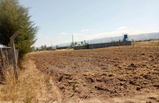 Quick Sale Plot in Mwariki C, Nakuru Going for 400,000