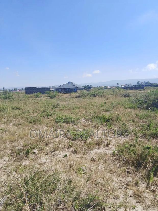 50x100 Meter Plot for Sale Within the Esteemed Greensted