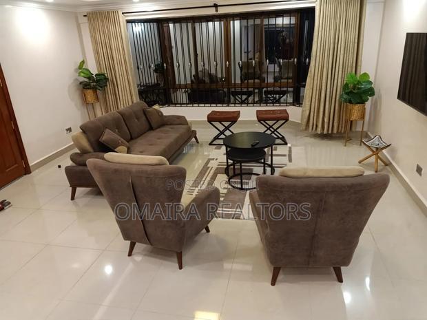 Furnished 3bdrm Apartment in Naka for rent