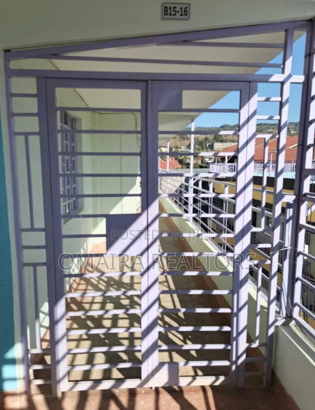 2bdrm Apartment in White House Estate, Nakuru Town East for rent