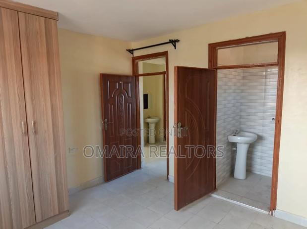 2bdrm Apartment in White House Estate, Nakuru Town East for rent