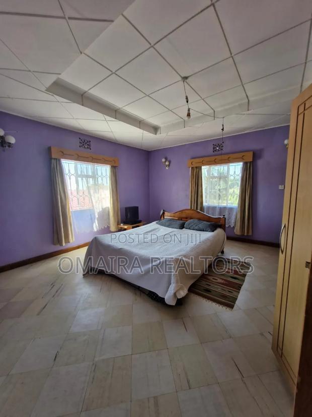 5bdrm Mansion in Kiamunyi for sale