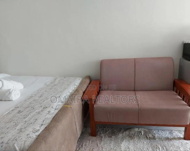 Furnished 1bdrm Apartment in Naka for rent