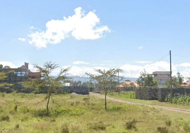 1/4 Plot Within This Gated Community of Roots Academy at 6.5m