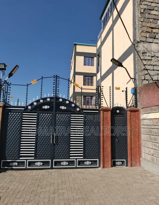 2bdrm Apartment in White House Estate, Nakuru Town East for rent