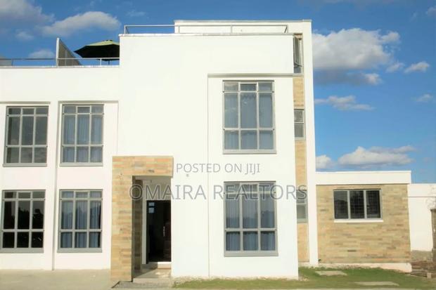 4bdrm Mansion in Mombasa Road for sale