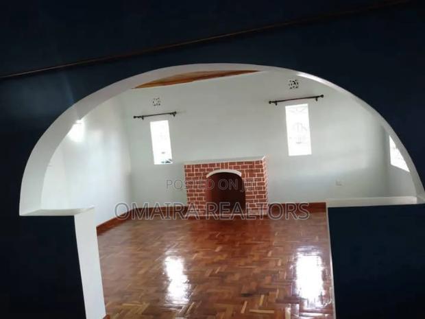 3bdrm Bungalow in Kiamunyi Nakuru for rent