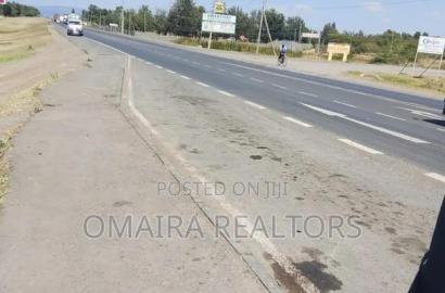 50x100 Meter Plot for Sale Within the Esteemed Greensted