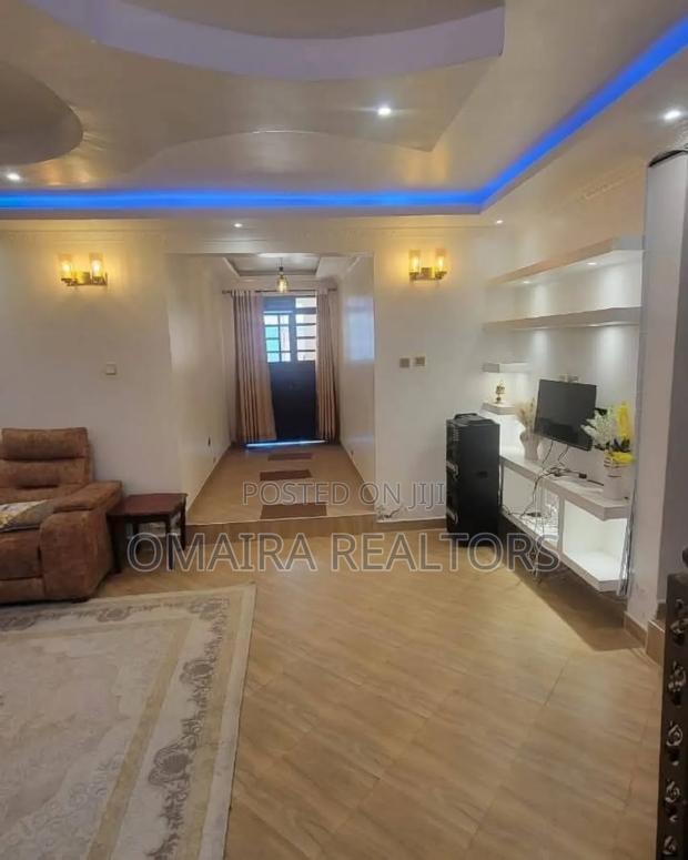 5bdrm Mansion in Barnabas Nakuru for rent
