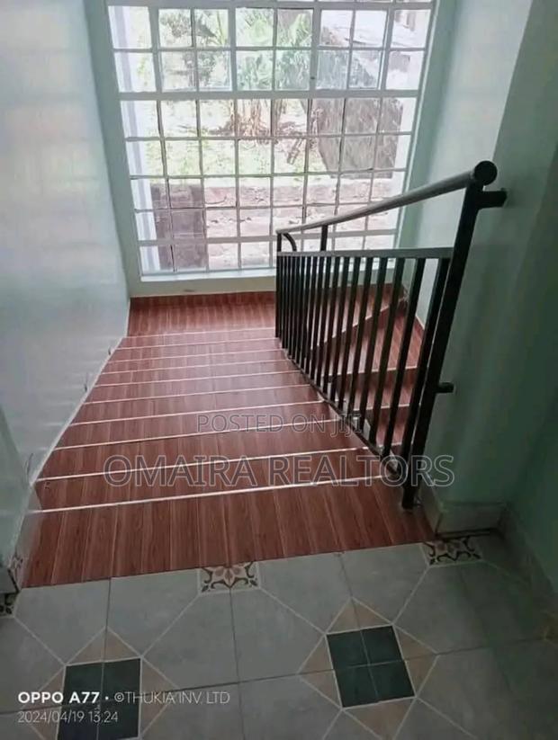 5bdrm Mansion in Nakuru Pipeline for sale