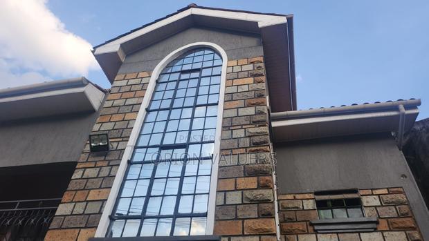 5bdrm Townhouse/Terrace in Royal Park-Langata for sale