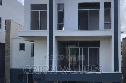 4bdrm Maisonette in Green View Villas, Ridgeways for sale