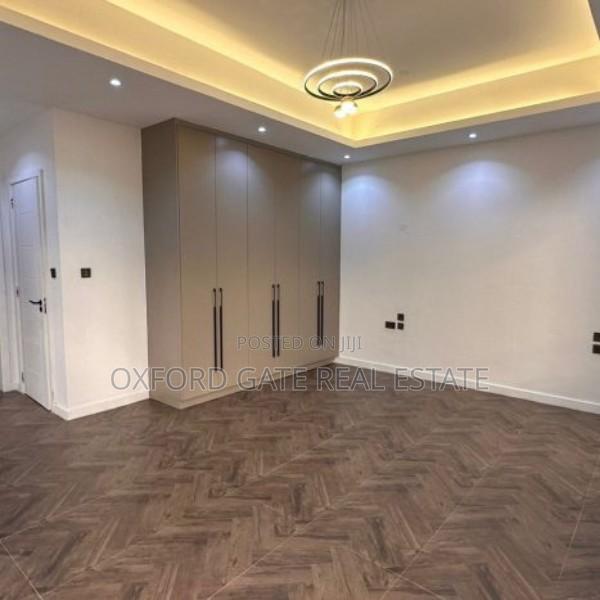 5bdrm Villa in Lavington, Muthangari for sale