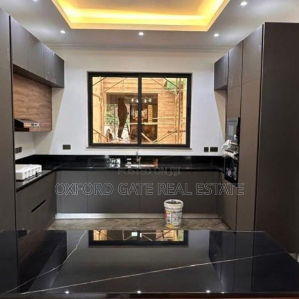 5bdrm Villa in Lavington, Muthangari for sale