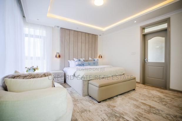 4bdrm Townhouse/Terrace In Membley For Sale